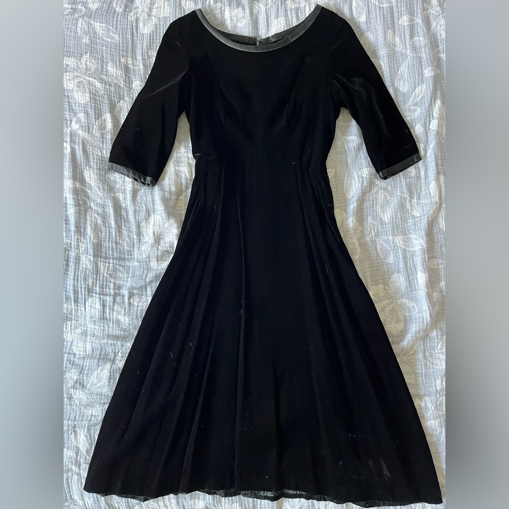 Vintage 1950s Black Velvet Dress